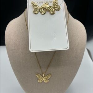 #130 Butterfly Pendant Necklace and Earring Set